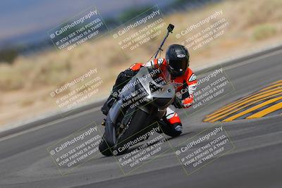 media/Sep-11-2022-SoCal Trackdays (Sun) [[81b7e951af]]/Turn 16 (945am)/